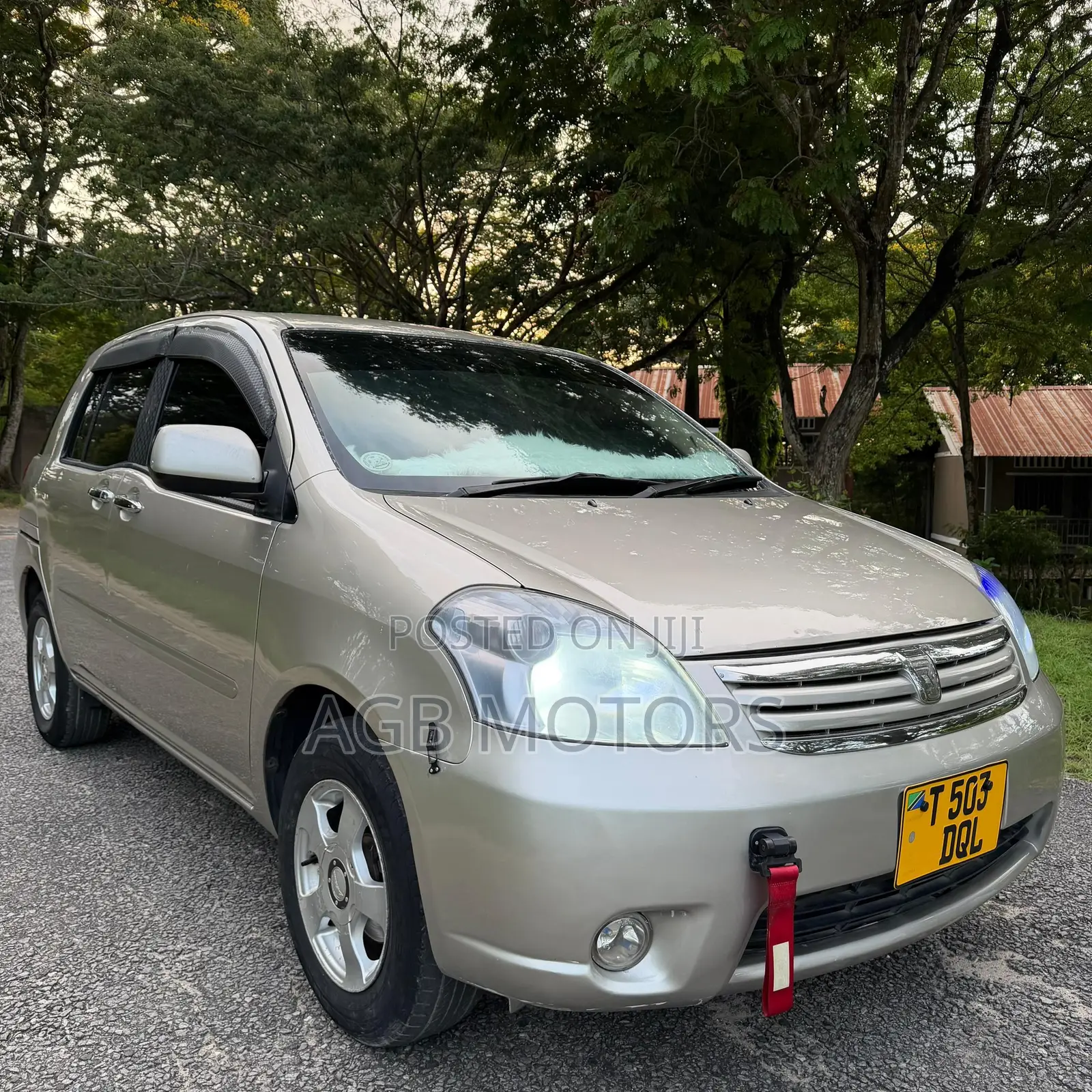 Toyota Raum 1.5 FWD 2004 Silver
