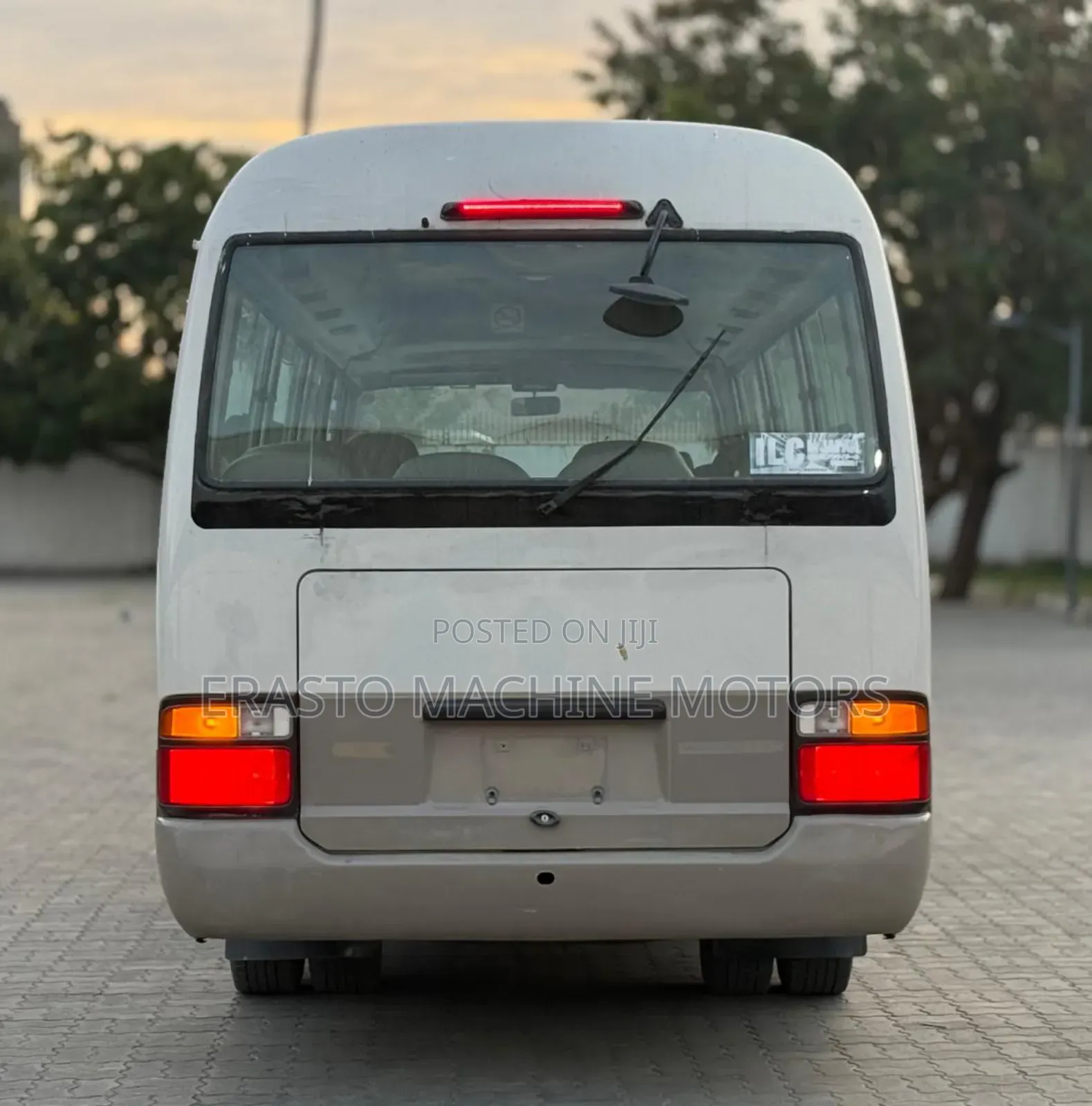 Toyota Coaster 2003 Silver