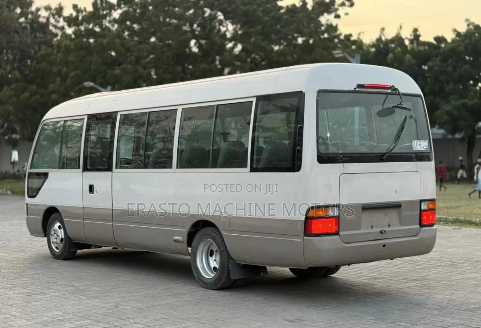 Toyota Coaster 2003 Silver