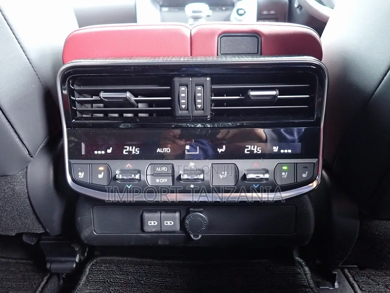 Toyota Land Cruiser 2023 Red