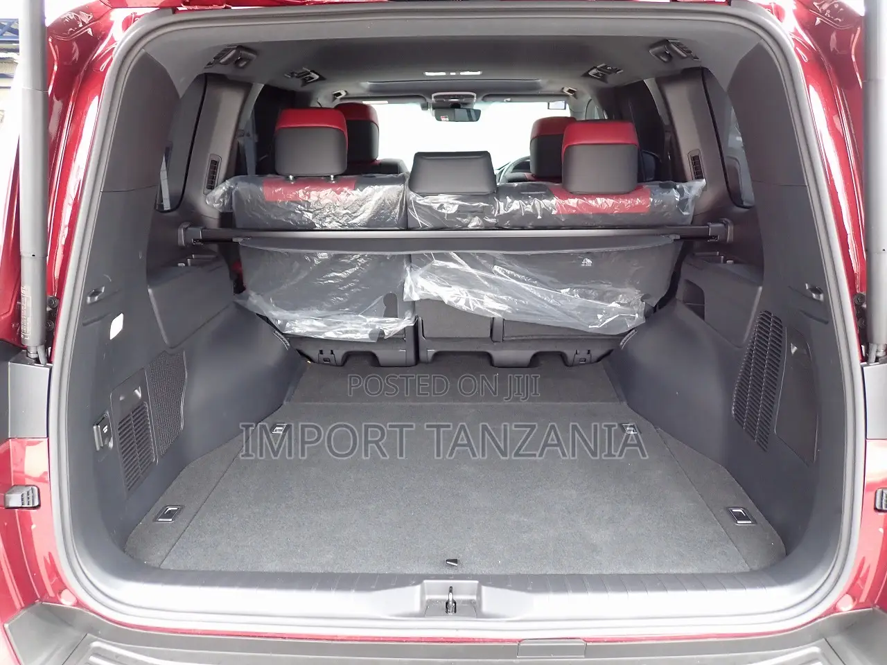 Toyota Land Cruiser 2023 Red