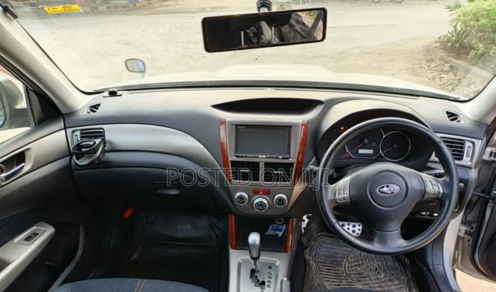 Subaru Forester 2011 Silver