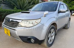 Subaru Forester 2011 Silver