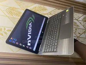 Laptop HP Pavilion 15 2GB Nvidia HDD 500GB