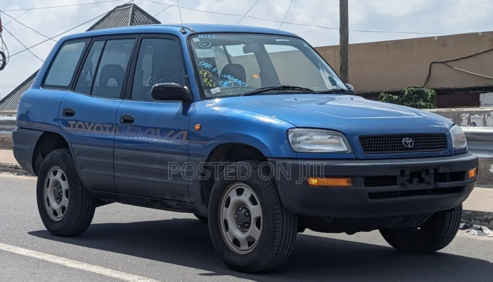 Toyota RAV4 1996 Blue