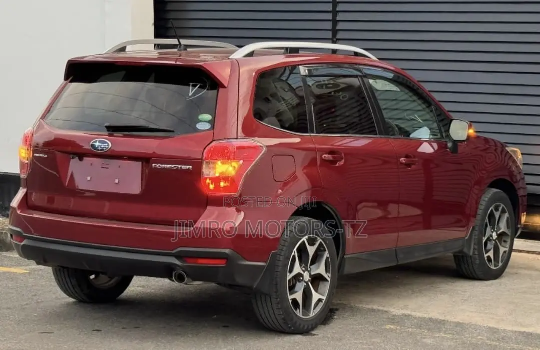 Subaru Forester 2013 Red