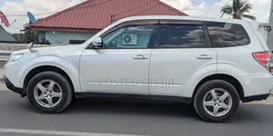 Subaru Forester 2012 White