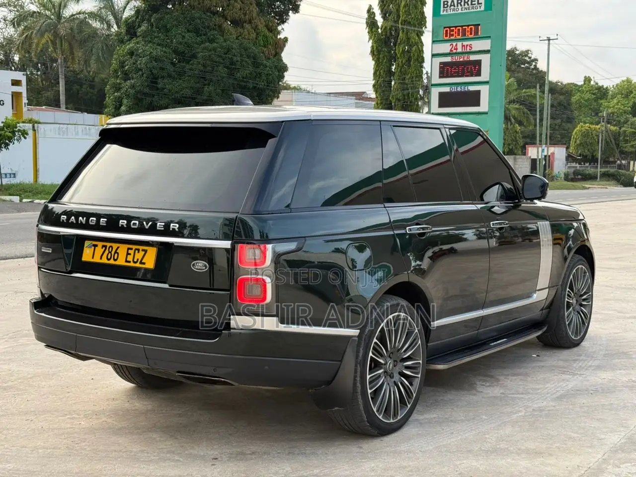 Land Rover Range Rover Vogue 2018 Green