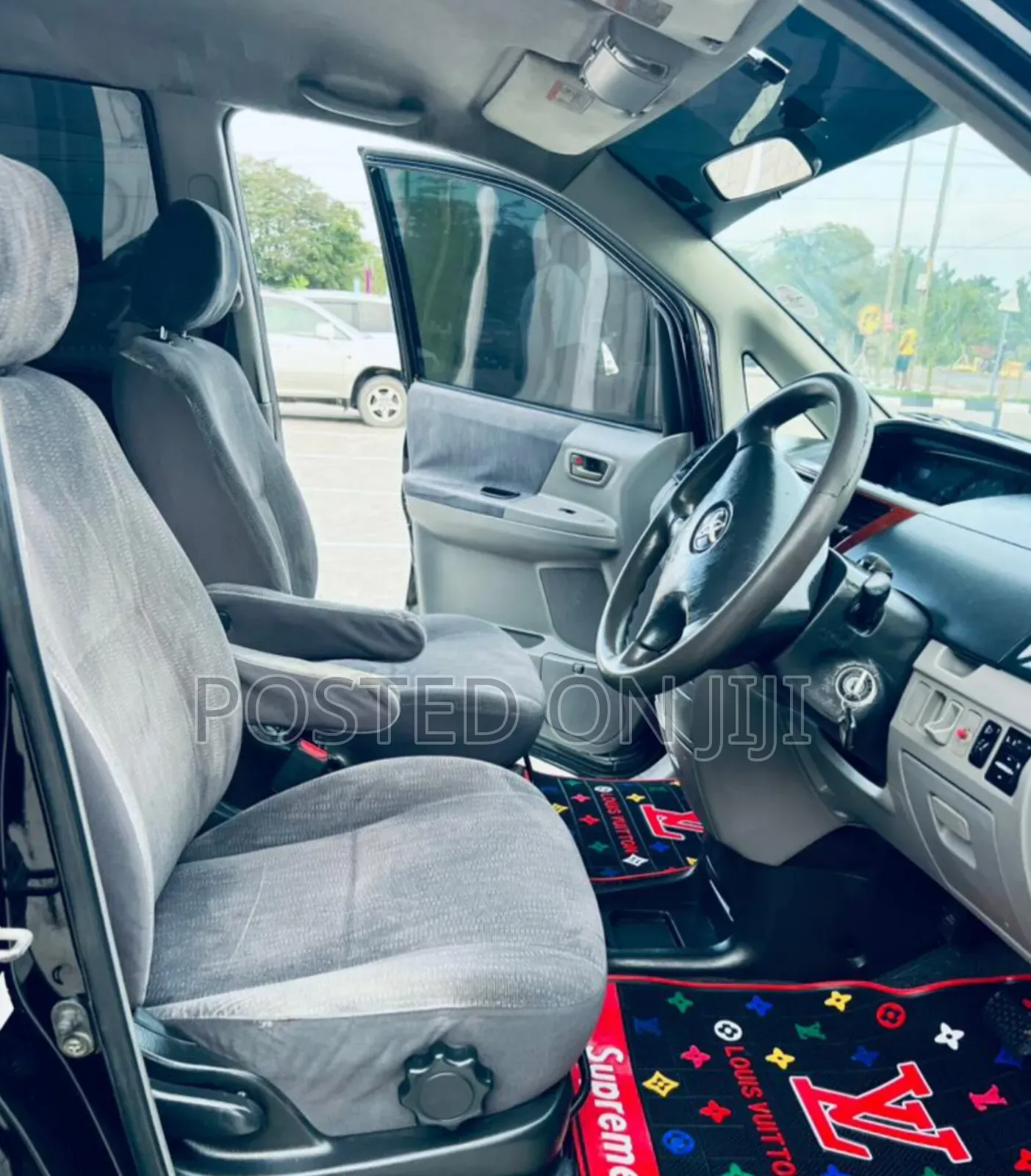 Toyota Noah 2008 Black