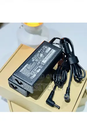 Toshiba Small Pin Charge 65watts