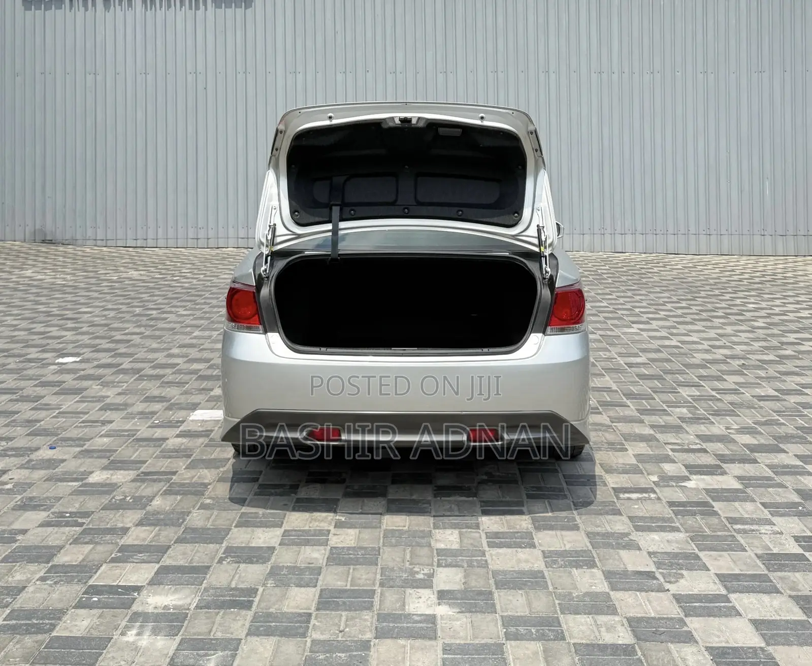Toyota Crown 2013 Silver