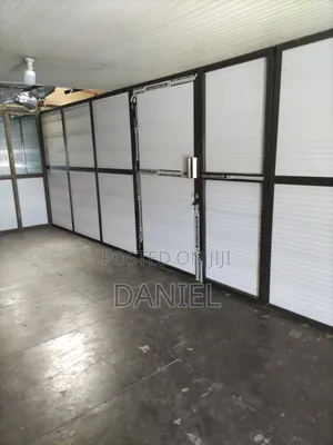 Frame Za Aluminium Za Ofisini