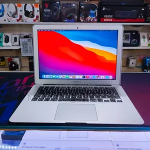 Laptop Apple MacBook Air 2017 8GB Intel Core I5 SSD 128GB