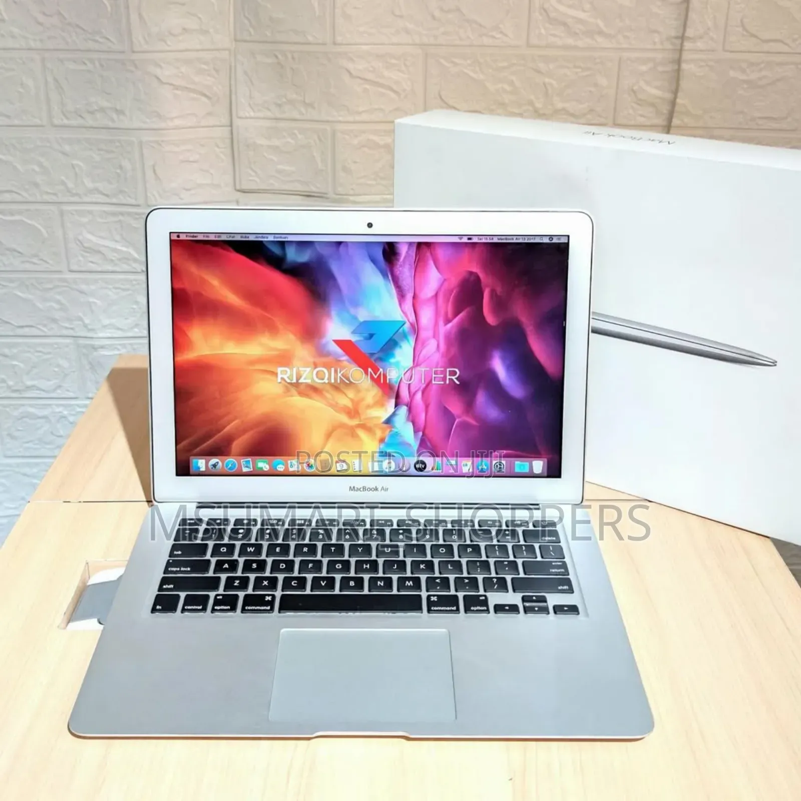 Laptop Apple MacBook Air 2017 8GB Intel Core I5 SSD 128GB