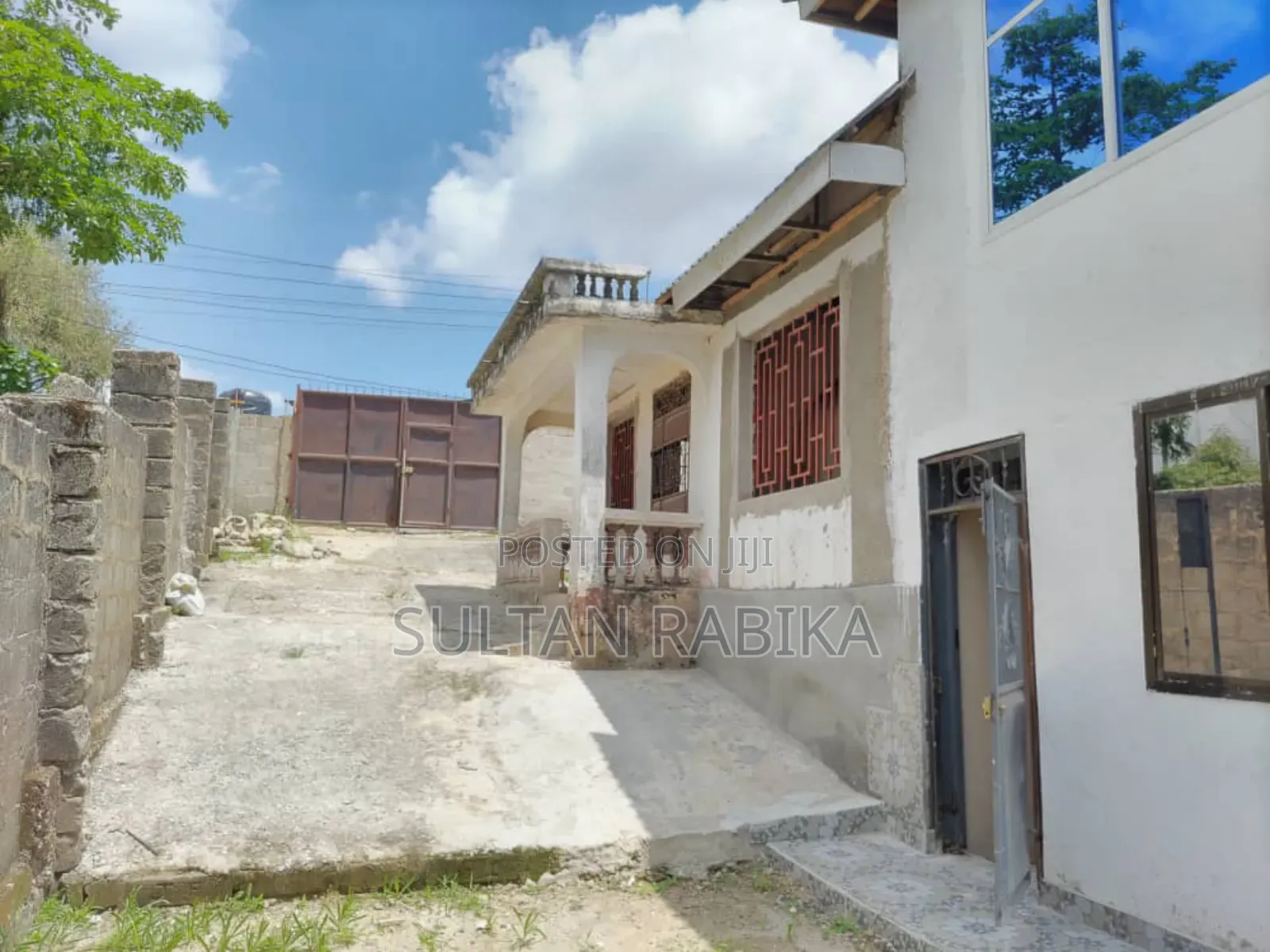 Furnished 5bdrm House in Kimara Stop Over for sale