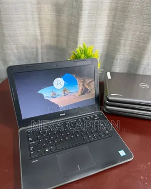 New Laptop Dell Latitude 3380 4GB Intel Core I3 HDD 500GB