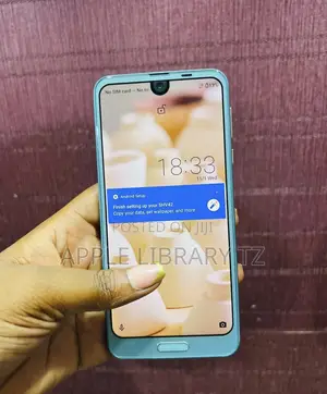 Sharp Aquos R2 64 GB Blue