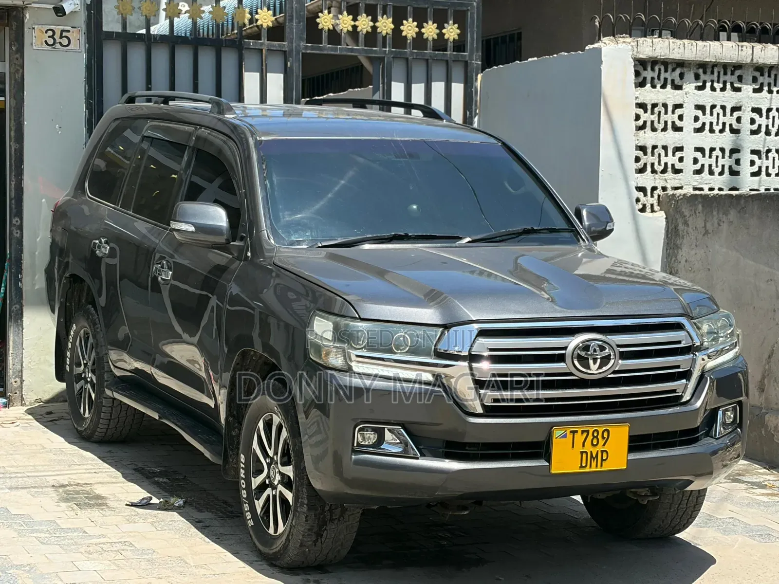 Toyota Land Cruiser 2018 Gray