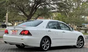 Toyota Crown 2007 White