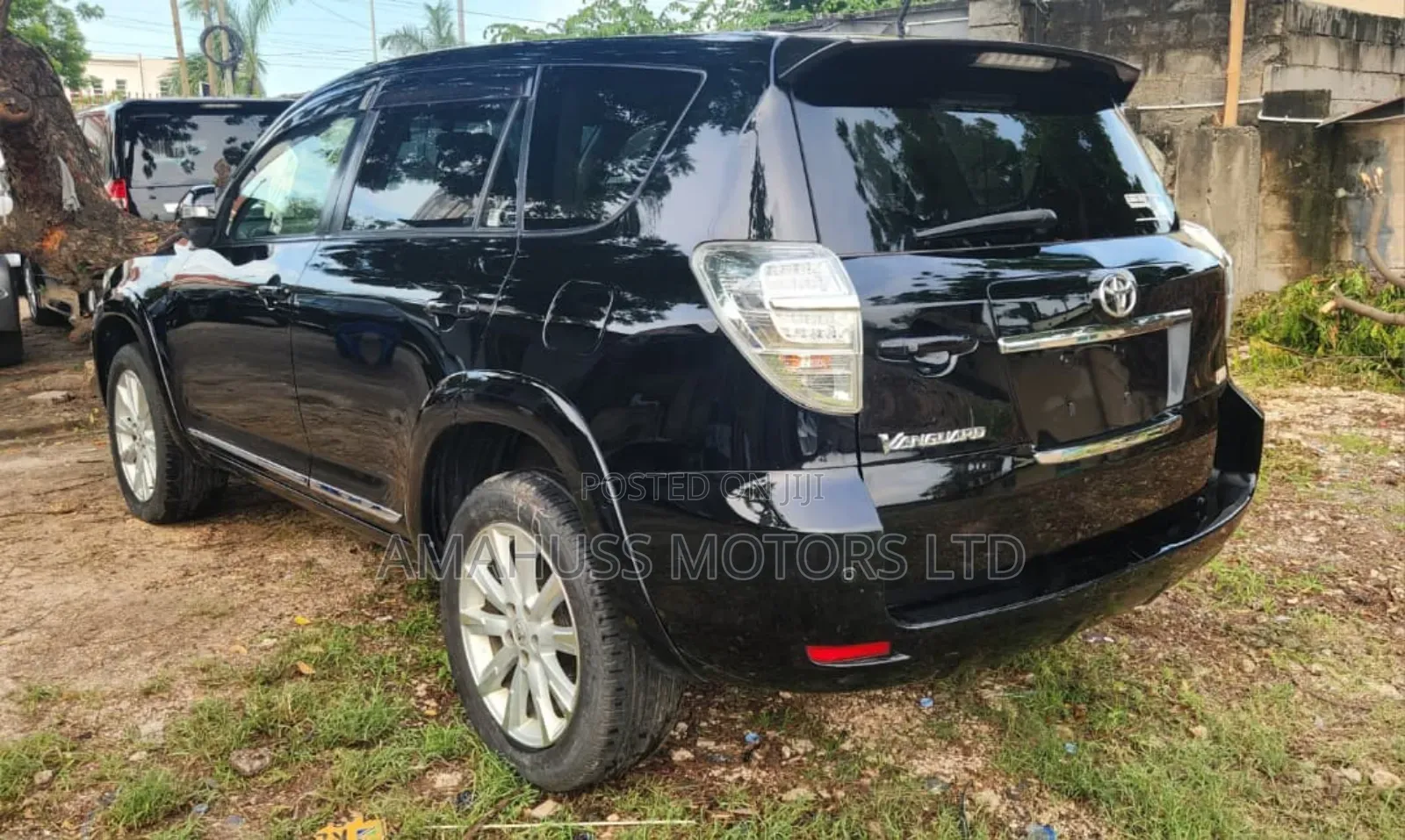 Toyota Vanguard 2012 Black