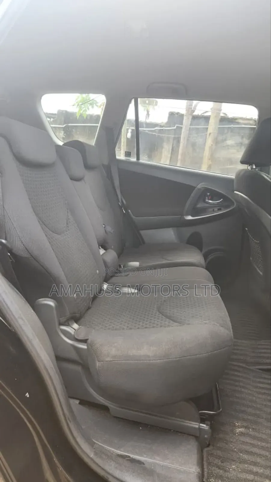 Toyota Vanguard 2012 Black