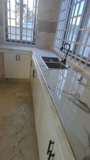 4bdrm House in Kigamboni Kisota for sale