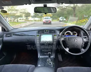 Toyota Crown 2007 White