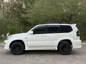 Toyota Land Cruiser Prado 2007 White