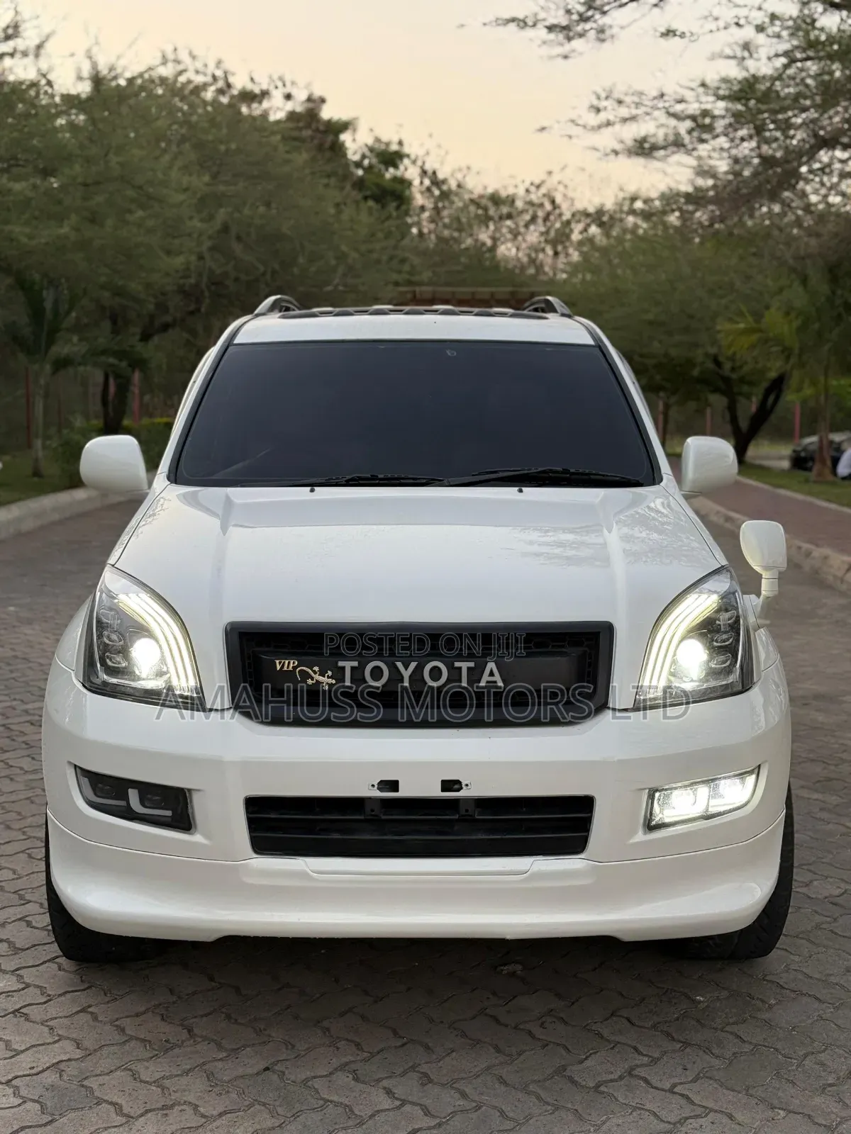 Toyota Land Cruiser Prado 2007 White