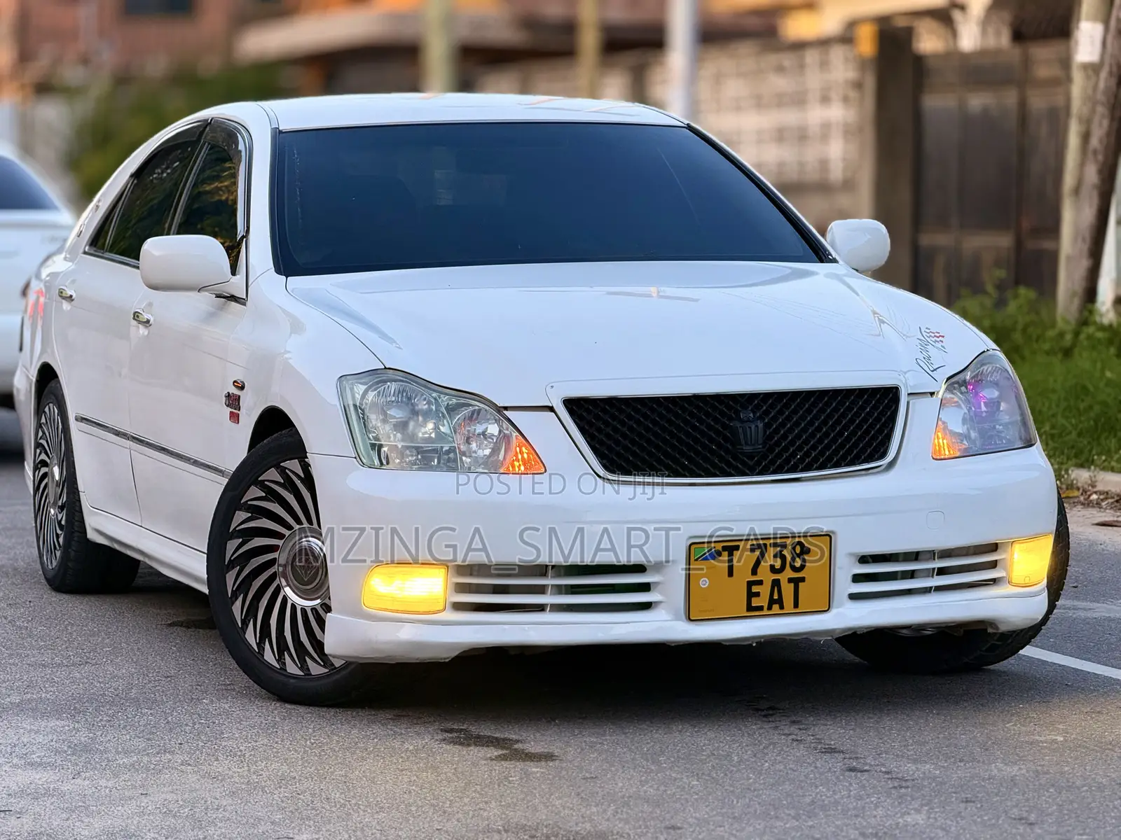 Toyota Crown 2004 White