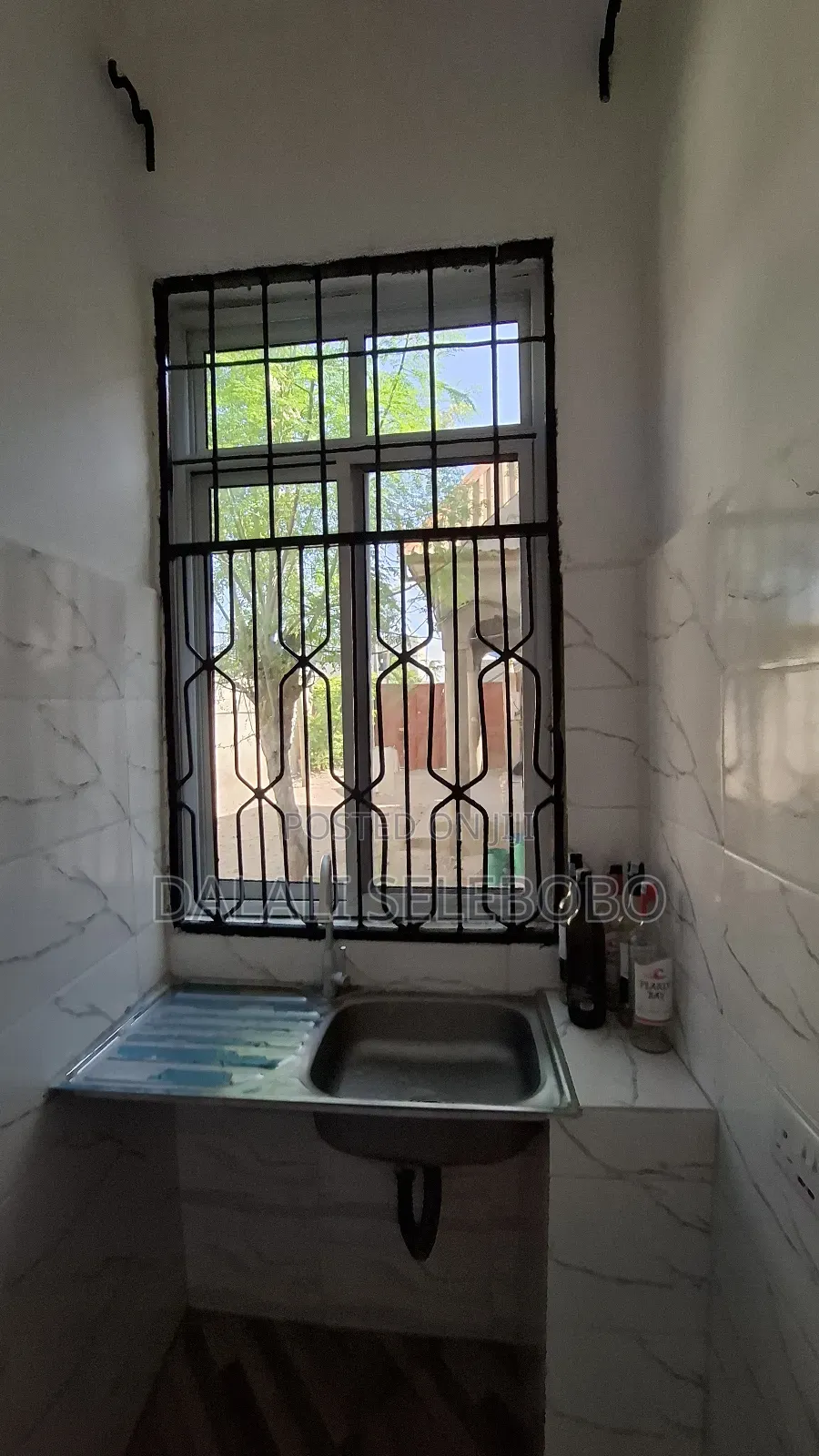1bdrm Bedsitter in Kinondoni B for rent