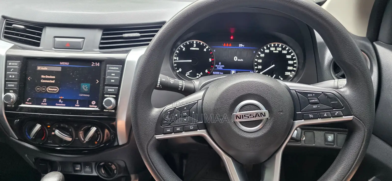 Nissan Navara 2021 White