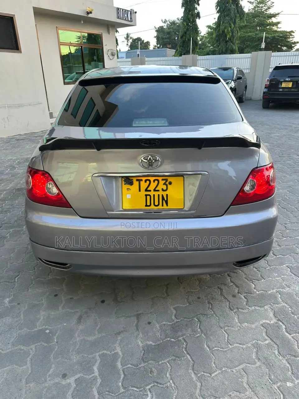 Toyota Mark X 2005 Gold