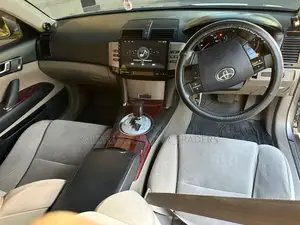Toyota Mark X 2005 Gold