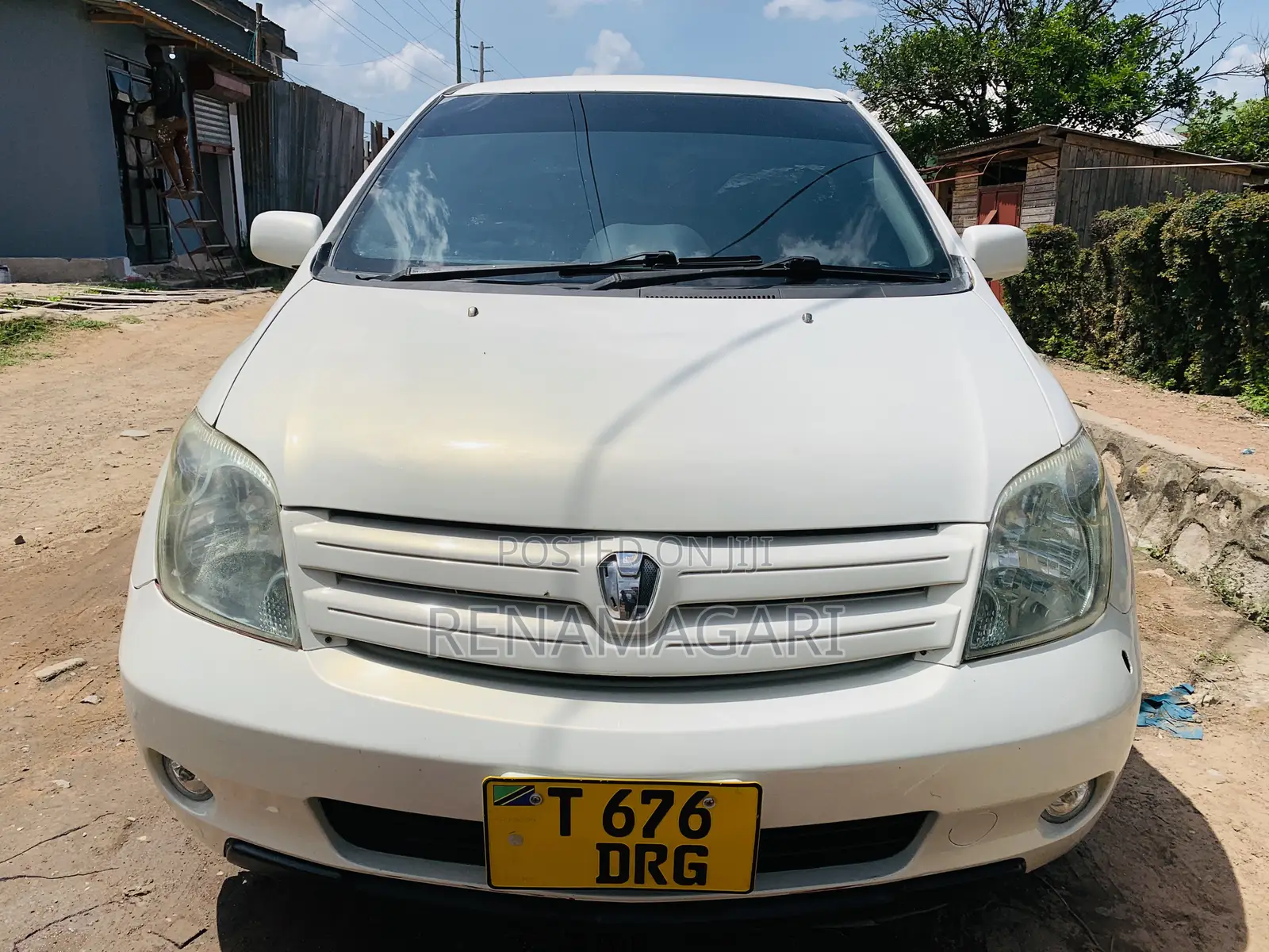 Toyota IST 2005 White