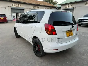 Toyota Corolla Spacio 2009 White