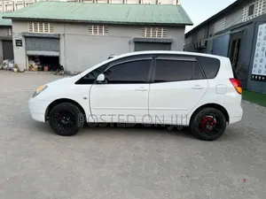 Toyota Corolla Spacio 2009 White