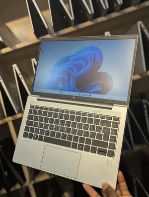 New Laptop HP EliteBook 645 G9 16GB AMD Ryzen 5 SSD 512GB