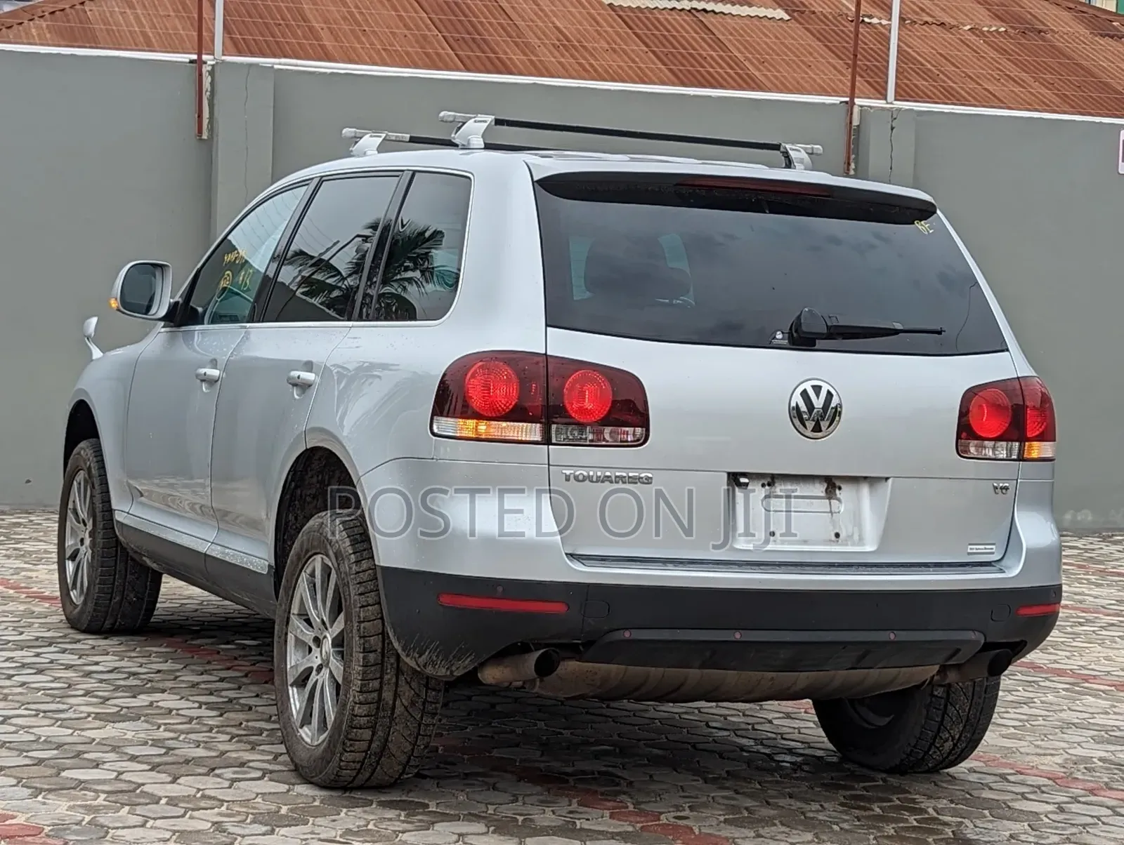 Volkswagen Touareg 2013 Silver