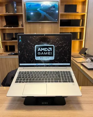 Laptop HP EliteBook 845 G8 16GB AMD Ryzen 5 SSD 256GB