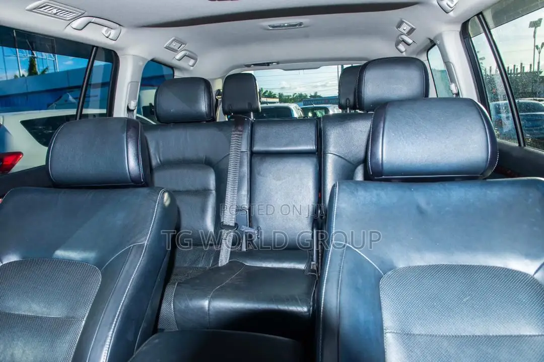 Toyota Land Cruiser 4.6 V8 ZX 2012 Black