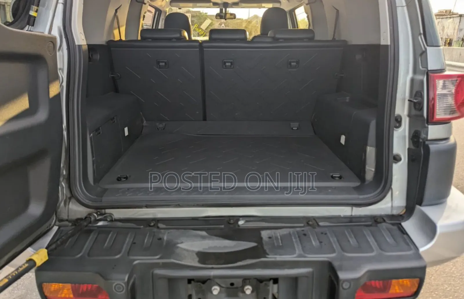 Toyota FJ Cruiser 2011 Gray