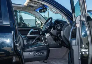 Toyota Land Cruiser 4.5 V8 VXR 2014 Black