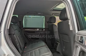 Volkswagen Touareg 2013 Silver