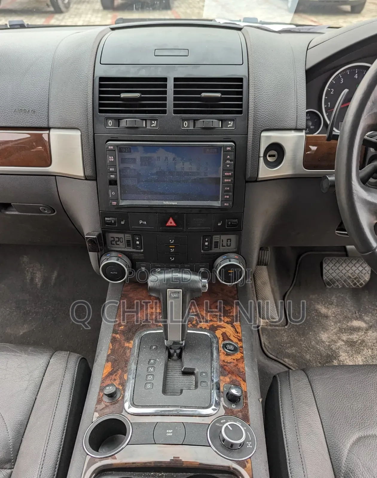 Volkswagen Touareg 2013 Silver