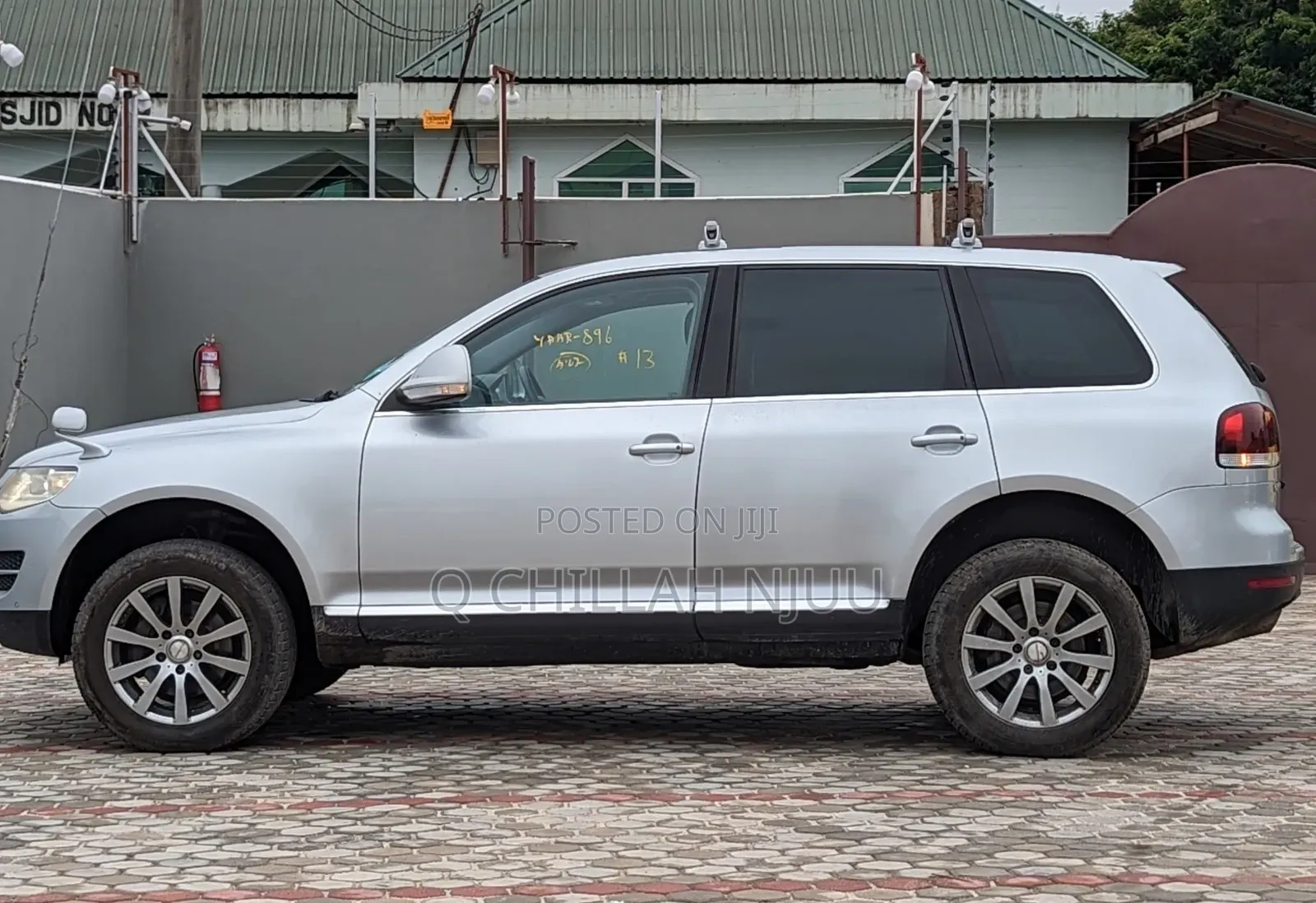 Volkswagen Touareg 2013 Silver