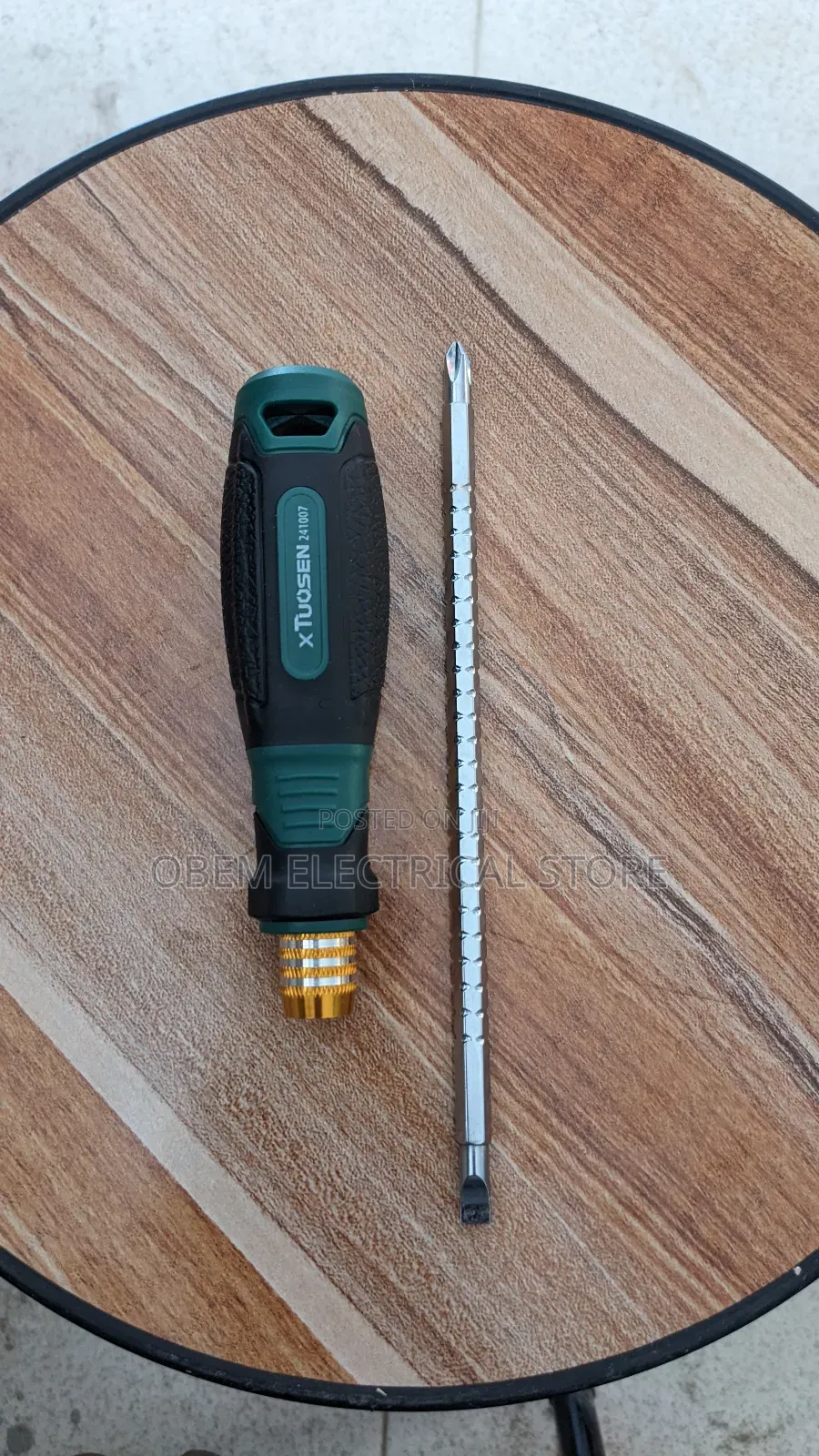 Screwdriver