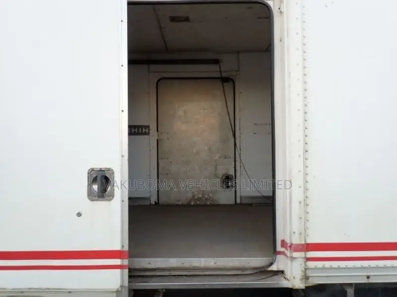Mitsubishi Canter