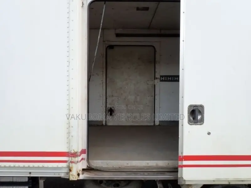 Mitsubishi Canter
