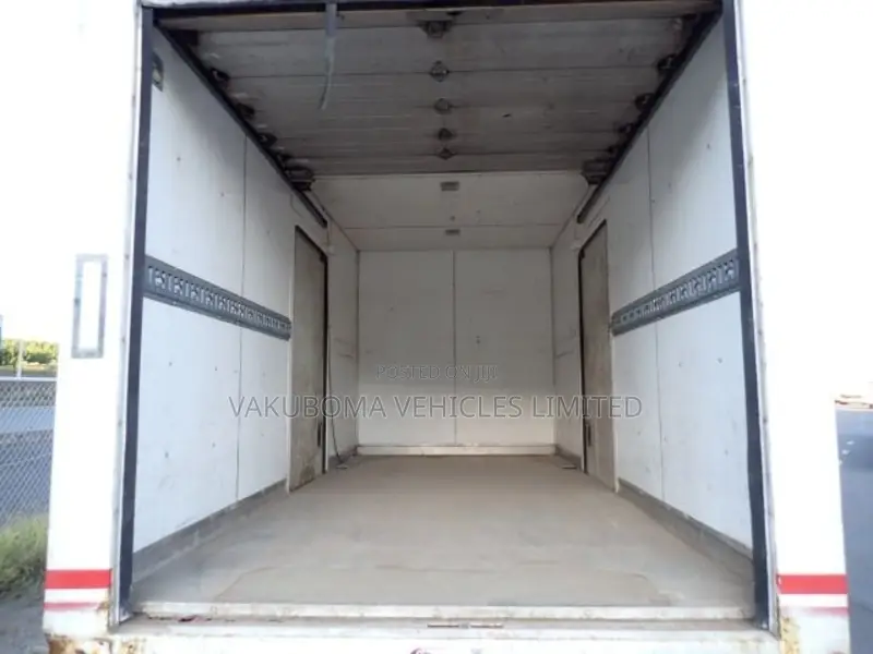 Mitsubishi Canter